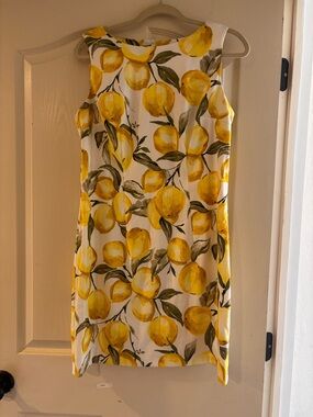 Sleeveless White Dress with Yellow Lemon Print